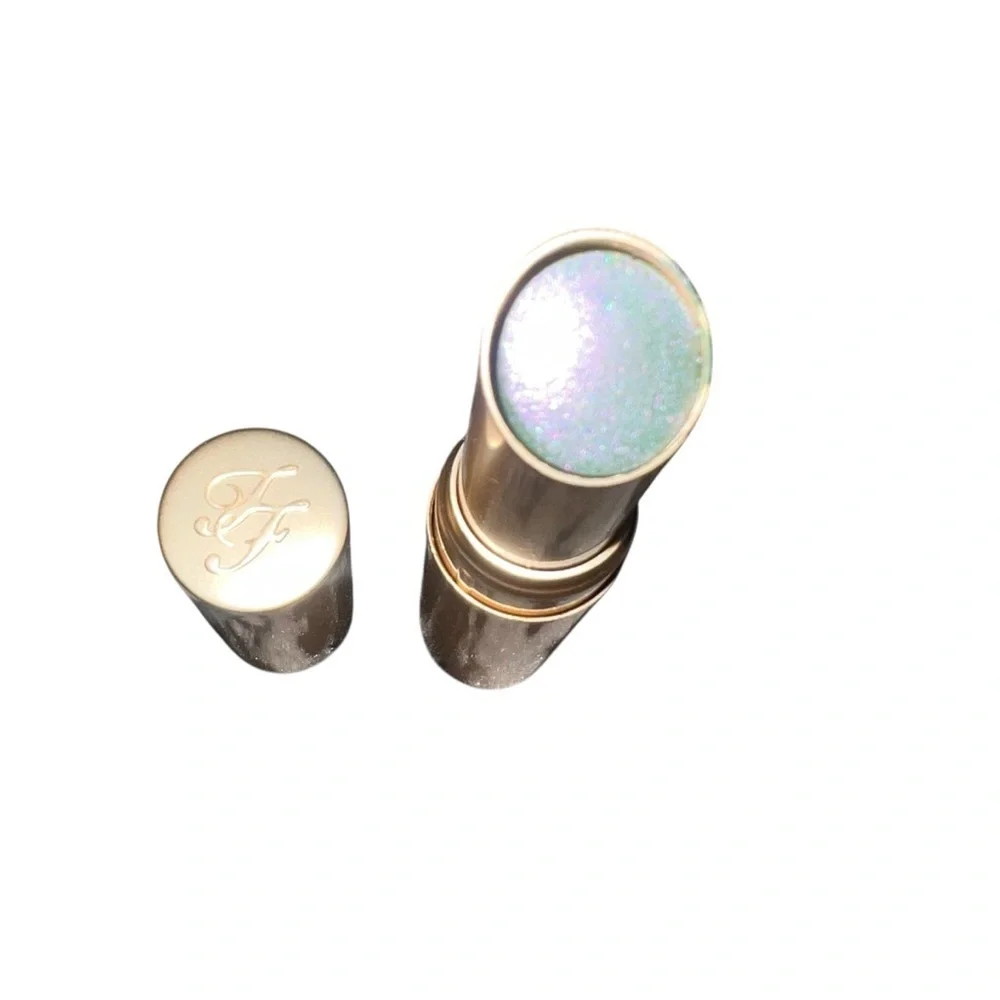 NWB Too Faced Mermaid Tears🧜‍♀️ La Creme Mystical Effects Lipstick Mermaid Tears